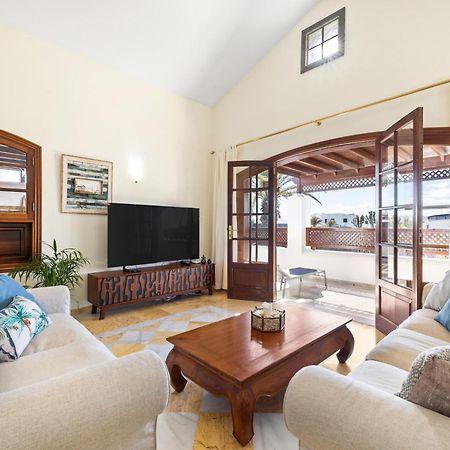 Villa Helen Playa Blanca  Luaran gambar