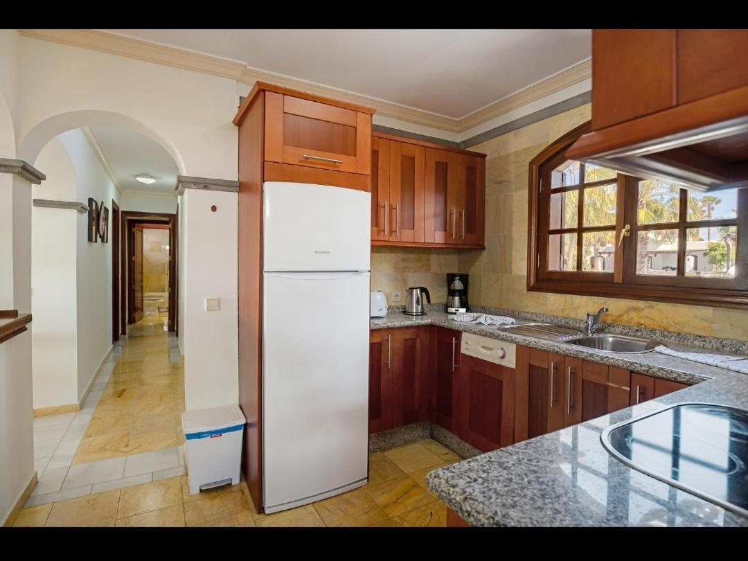 Villa Helen Playa Blanca  Luaran gambar